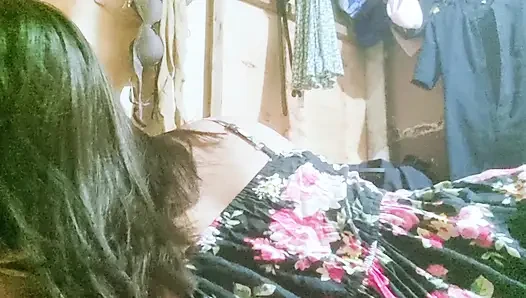 Filipina wife share pussy with her college friend