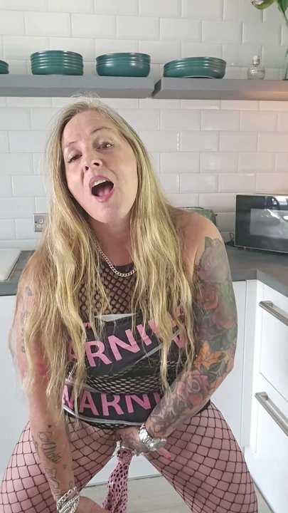 UYARI XXX Çoklu Dildo Denemesi | Bölüm 2