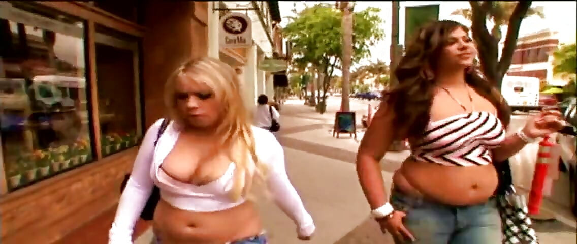 Alice Frost Muffin üst düzey sarışın yarağı amcığının derinliklerine alıyor yüzüne boşalma feat. Chad Diamond, Alice Frost - sapık orta yaşlı seksi kadınlar