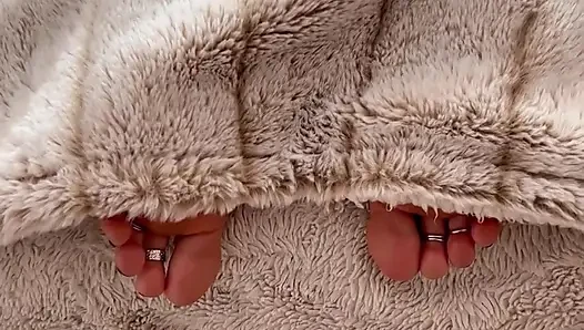 Sneaking Up On Your Step Sisters Soft, Perfect, Gorgeous Wrinkled Soles While She Takes a Nap (Preview)
