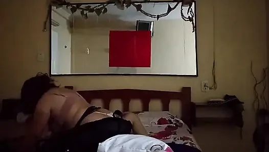 Bir motelde fahişeye biniyor