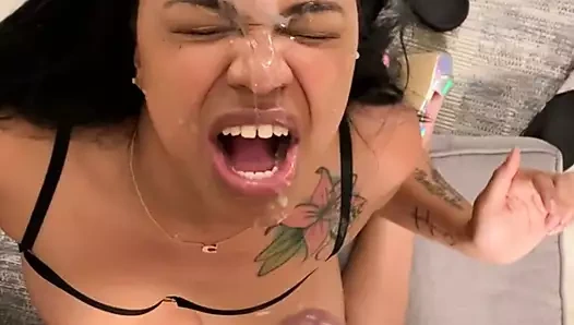 Jerk Off On Her Face