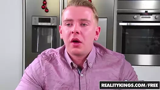 Realitykings - sinsi seks - akşam yemeğinde yarak