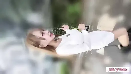 Miracle n cup influencer, sütyensiz ve her hea'ya dönüşüyor, sevimli ve yapışkan, derin dölleme bitirişi!