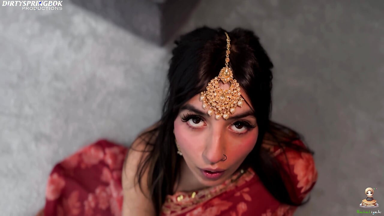 Pakistanlı yenge aaliyah yasin beyaz bir yarağın ağzına boşalmasına izin veriyor