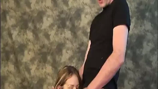 Kameranın önünde olmak beni heyecanlandırıyor - ben barbora, sarışınım