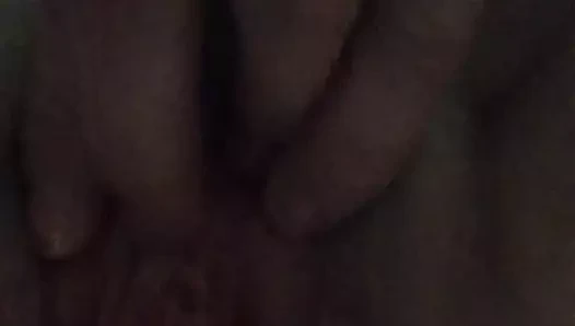 Angela hotwife oynama ile kendini