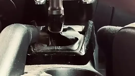 Araba vitesinde yalnız