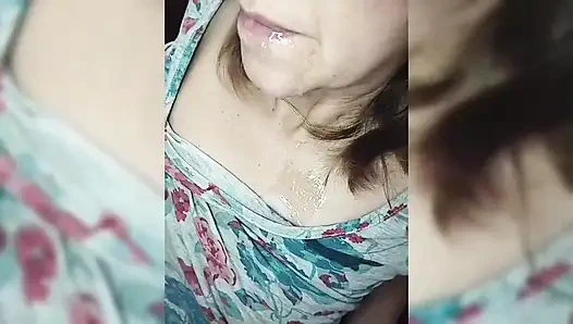 Yüze boşalma. Ağzına boşal.