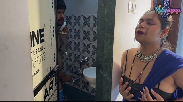 The stepmother caught the son masturbating in the bathroom, then the two had sex together.