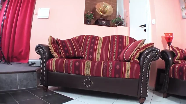 Meine Fotze gegen ein Taschengeld :-)