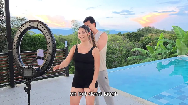 Üvey kız kardeşim tikt0ks yaparken onu sikmemi istiyor