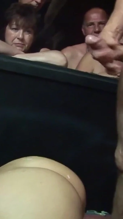 Обязательный для обмена момент из "Камшоты на лицо и сперма в рот"