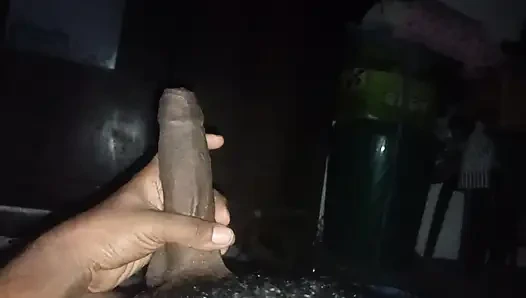 Büyük yaraklı srilanka ile mastürbasyon