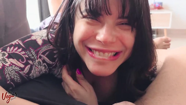 Onun için aylık hediyem... Ve buna bayıldı