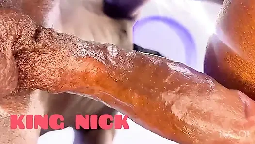 Eski kız arkadaşımı bana geri gelmek için yalvarmaya geldikten sonra sikiyorum