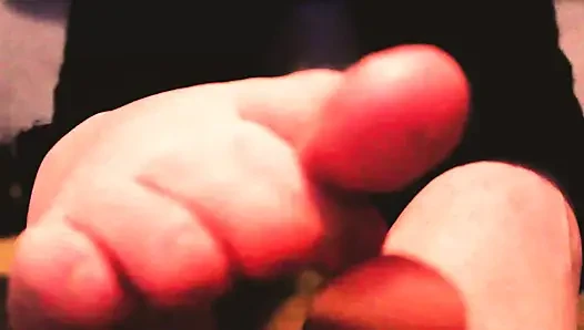 Sakso fahişelerine mastürbasyon yaparken yakalandın şimdi dediğimi yap yoksa