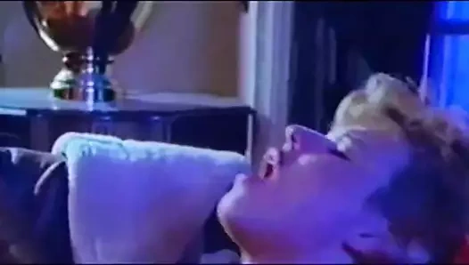 Peter kuzey ve arkadaşları biraz eşek ve maça yiyor