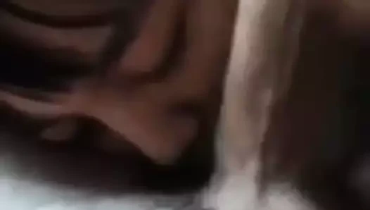 Nikki blasian erkek arkadaşını aldatıyor: 1