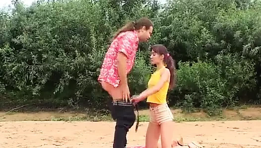 Genç kız seansı deniyor - ilk kez sert seks! - Bic_66