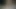 Siyah elbiseli uzun havalı kadın