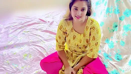 Hintli güzel evli kadın patronuyla seks yapıyor