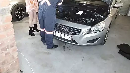 Arabalara ve kadınlara servis yapan tamirci benim