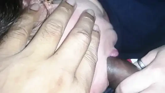 Karımın bana verdiği lezzetli oral seksi hatırlıyorum.