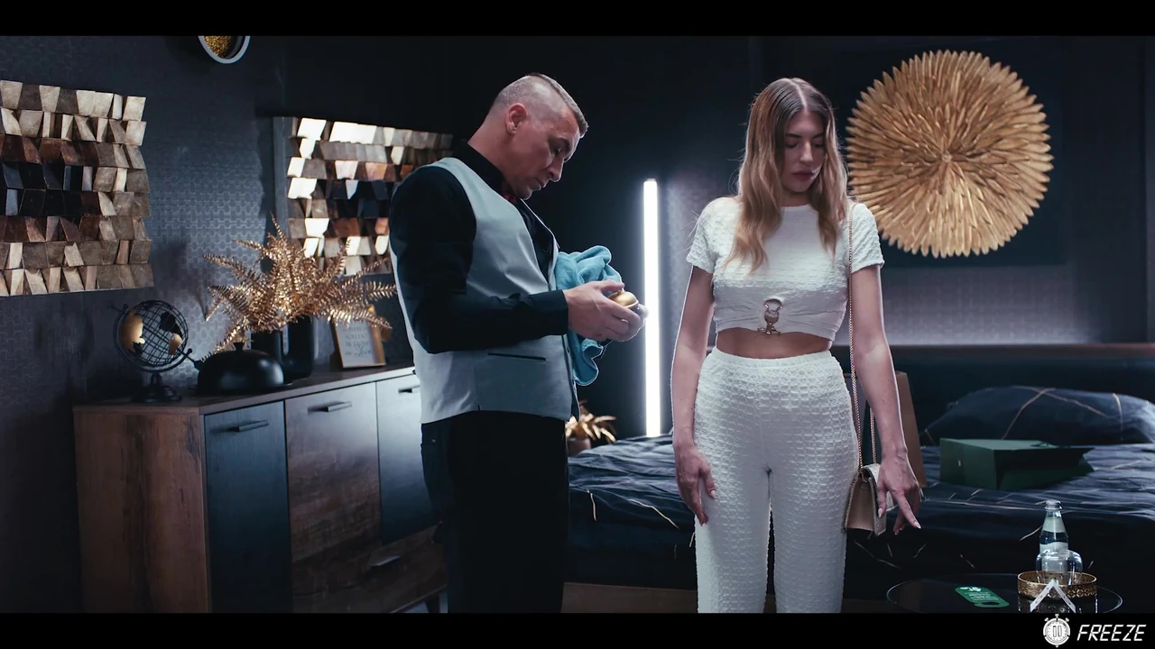 Time Stop Freeuse Roleplay – Hotel Staff Freeze Fucks Blonde Guest Fanta Sie and Sucks Her Tits