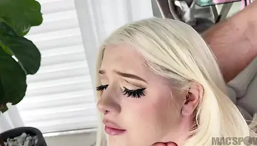 Tombul sarışın pawg gia oh benim sikiliyor ve jmac tarafından dölle boyanıyor