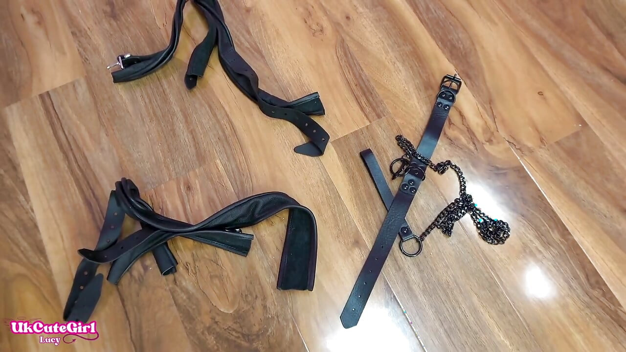 En sevdiğim amcıkta deri kendi kendine esaret-mükemmel pozisyon kullanılmak için yalvarıyor