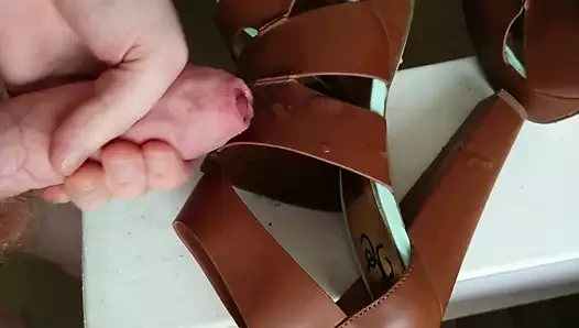 Kg platform topuklu cummed