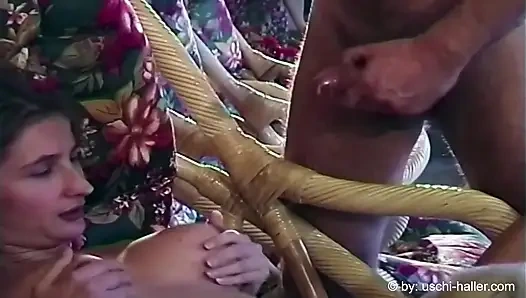 Christina, Marion ve bir adamla lezbiyen eğlencesi