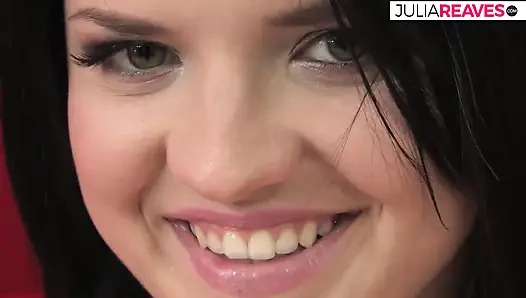 Bekar Maria, büyük doğal göğüsler ve dildo mastürbasyonu