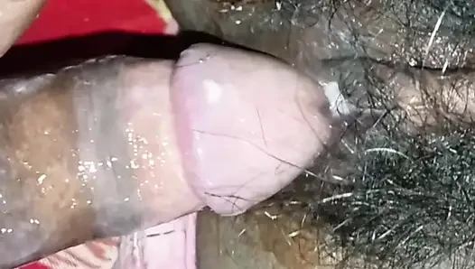 Küçük baldızın sulu sikişi