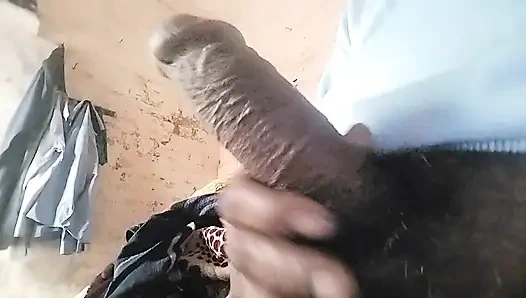 Yarağım çok sert ve uzun