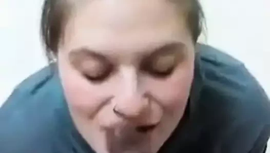 çamaşır odası oral seks