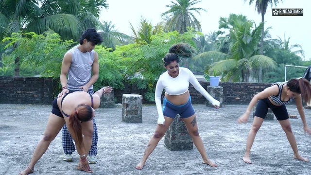 Дези Йога Учитель Ко Саб Ладки Саат Саат Чода ( Хинди Аудио ) Полный фильм