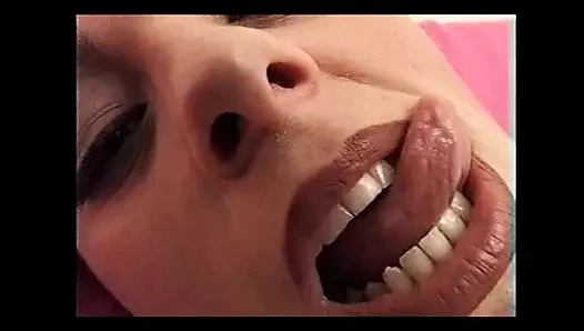 X video vol. 13 ep 1'in tadını çıkarın