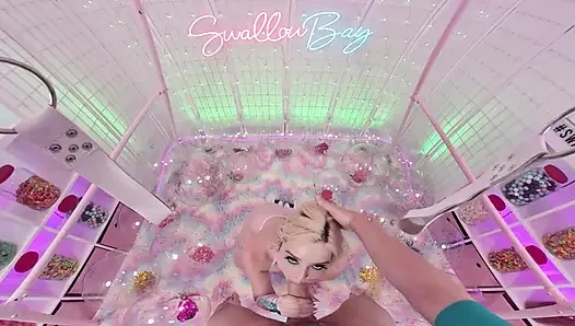 Lexi'nin ıslak amcığı sanal gerçeklik için hazır büyük yarak