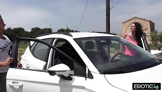 Dışarıda sevişmeyi tercih ediyorlar