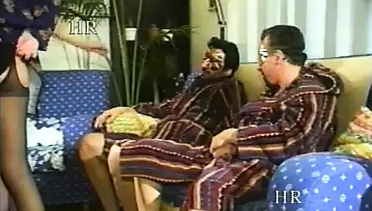 İtalyan bir çiftin porno seçmeleri -