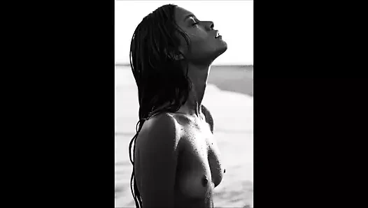 Tek renkli 3447'de şehvetli yansımalar