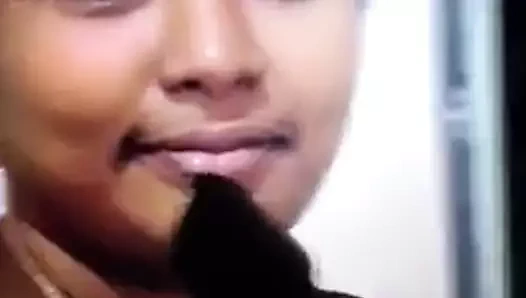 Seks tanrıçam meenakshi ile benim penis