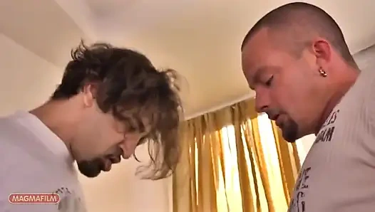 Ultra sevimli sarışın bir oyuncakla üçlü