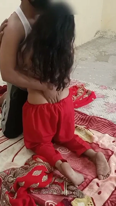 Hintli yeni evli karı erkek arkadaşı tarafından sikiliyor, net Hintçe ses | Bölüm 1