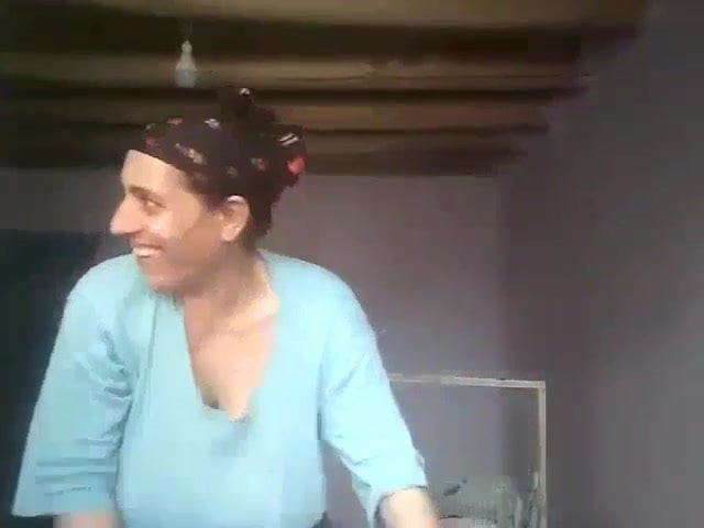 Kürt milf lezbiyenler