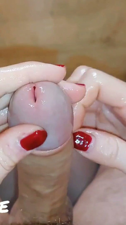 Penis Sahibi Olmanın Nasıl Bir Şey Olduğunu Öğrenmek İstiyordum, O da Kendi Aletiyle Denememe İzin Verdi! (Süt Sağılma Zamanı) | Bölüm 1