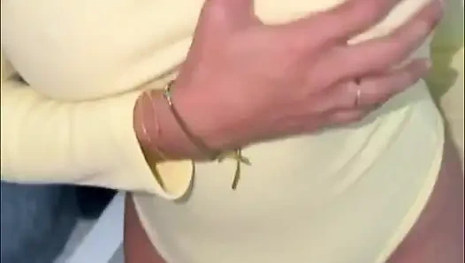 Arap seksi, ilk kez götümden sikiliyorum, çok acıtıyor