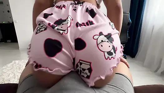 humping stepbrother's cock with my big Ass in pink pajamas, he turned on and fucked me until he cum